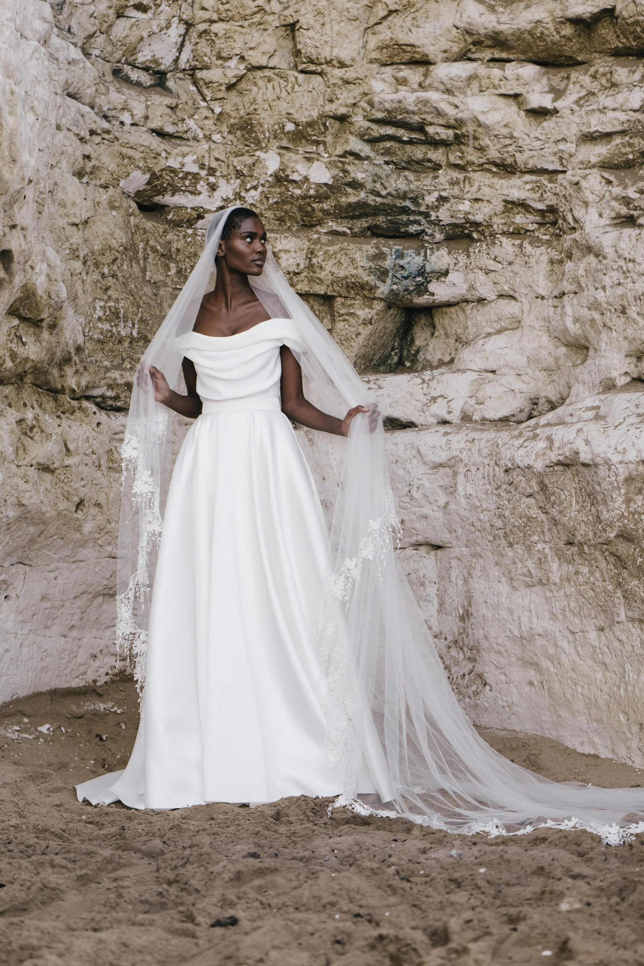 Kate halfpenny top wedding dress